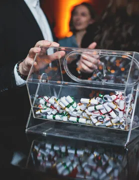 极速赛车开奖网 logo